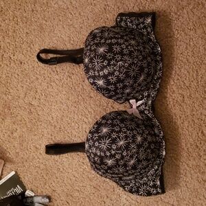 Victoria's Secret 34C dream angels lined demi bra black silver starburst